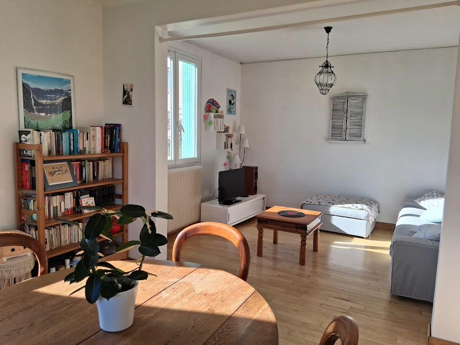 Cadre convivial pour les cours de français